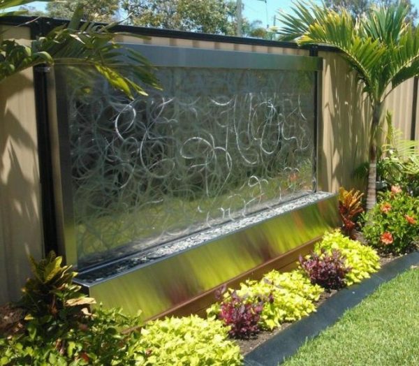 "PHOENIX" Patterned Mirrorwall Water Feature 2200mm (W) x 1440mm (H) x 240mm (D) - Image 2