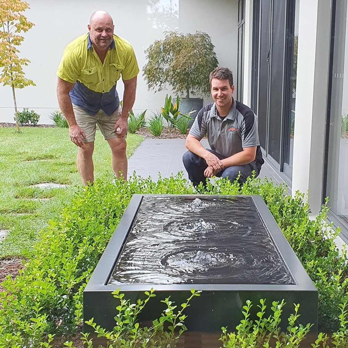 "APOLLO" powder-coated water table 1000mm (W) x 400mm (H) x 1000mm (D) (custom-built to suit your requirements - pls contact us for quote) - Image 4