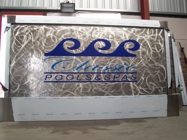 "PHOENIX" Patterned Mirrorwall Water Feature 2200mm (W) x 1440mm (H) x 240mm (D) - Image 6