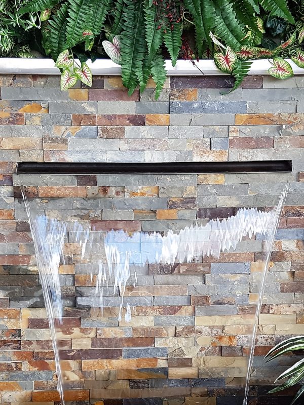 Projecting Sheer Descent 600mm Water Feature (316 GD SS) - Image 2